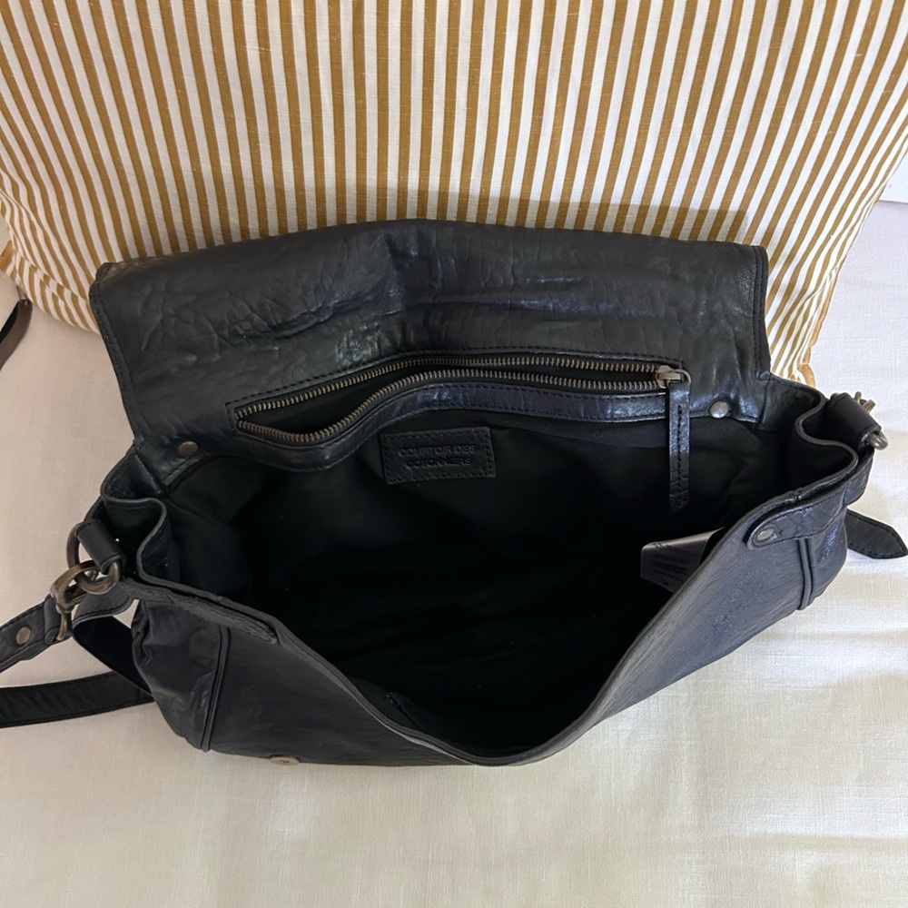 Comptoir Des Cotonniers Black Messenger Bag with Durable Design - Picture 4 of 4